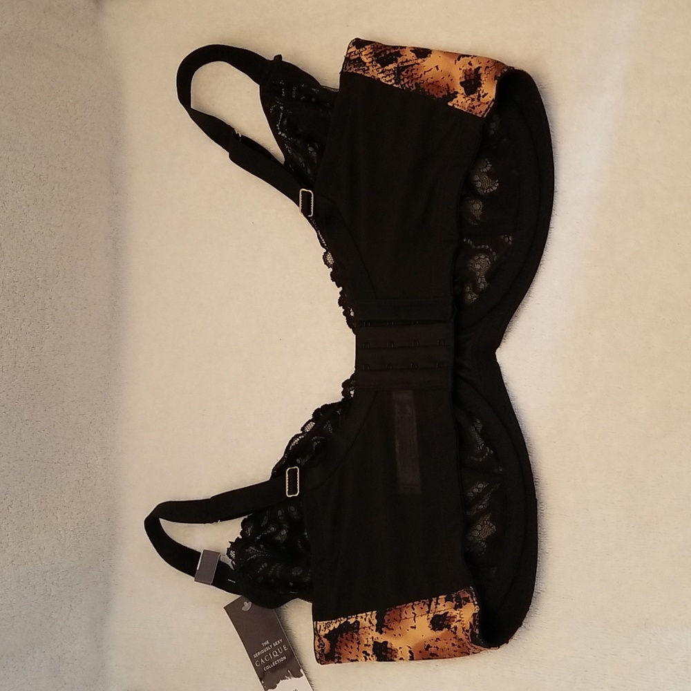 Cacique 38H Unlined Balconette - Picture 5 of 10